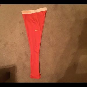 Girls Nike pro leggings